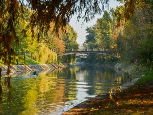 Timisoara - Parcs Et Rivière Bega A Découvrir en Roumanie - Timisoara