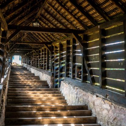 Sighisoara - Escaliers Couvert A Découvrir en Roumanie - Sighisoara