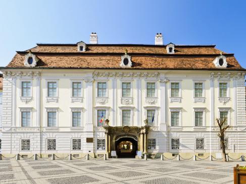 Sibiu - Palais Brukenthal A Découvrir en Roumanie - Sibiu