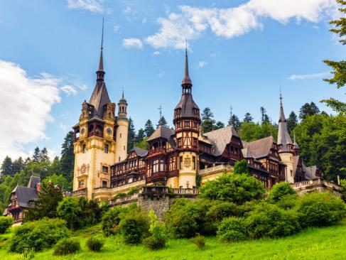 Sinaia - Château Peles A Découvrir en Roumanie - Les Carpates