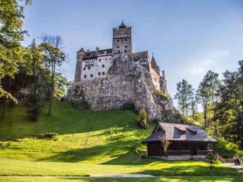 Château De Bran (Dracula) A Découvrir en Roumanie - Les Carpates