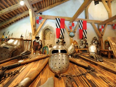 Château Predjama A Découvrir en Slovénie - Predjama