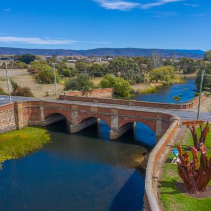 Campbell Town - Red Bridge A Découvrir en Australie - Launceston