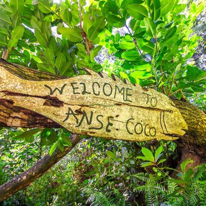 A Découvrir aux Seychelles - L'Anse Cocos sur la Digue