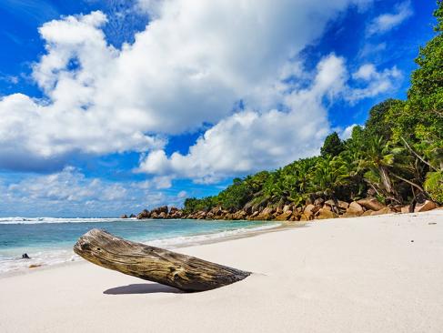 A Découvrir aux Seychelles - L'Anse Cocos sur la Digue