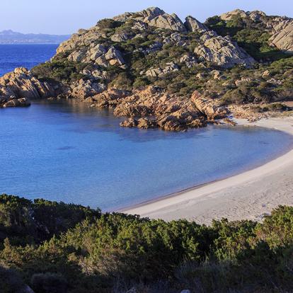 Archipel De La Maddalena - Plage Rose A Découvrir en Sardaigne - L'archipel de La Maddalena