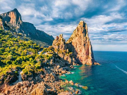 Pedra Longa A Découvrir en Sardaigne - Le Golfe d'Orosei