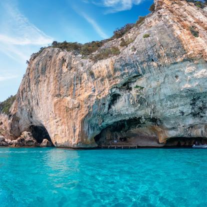 Auto_awesome Langue Source : Italien 54 / 5000 Résultats De Traduction Grottes De Bue Marino à Cala Gonone Sur Le Golfe D'Orosei A Découvrir en Sardaigne - Le Golfe d'Orosei