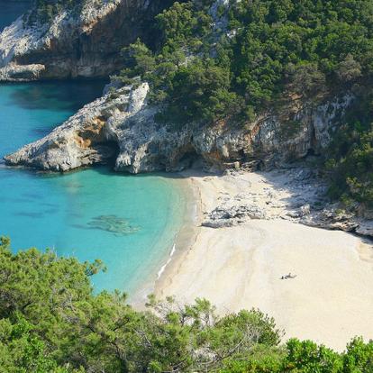 Cala Sisine A Découvrir en Sardaigne - Le Golfe d'Orosei