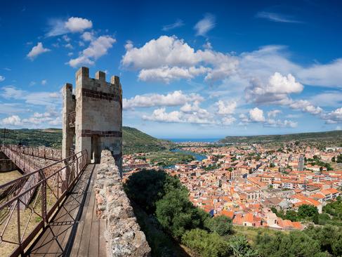 Bosa - Vue Depuis Le Château Malaspina A Découvrir en Sardaigne - Bosa