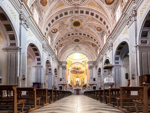Bosa - Cathédrale, Duomo Di Bosa A Découvrir en Sardaigne - Bosa