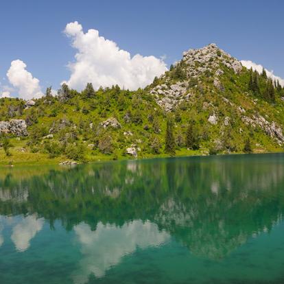 Lac Sary-Chelek A Découvrir au Kirghizistan  - Le Lac de Sary-Chelek