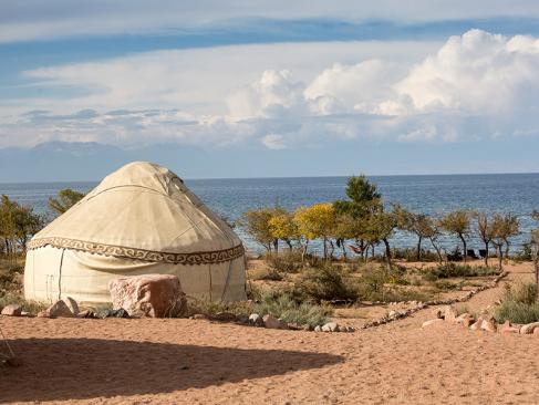 A Découvrir au Kirghizistan - Le Lac Issyk-Kul