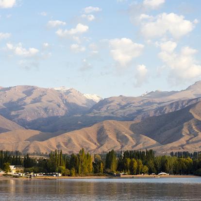 A Découvrir au Kirghizistan - Le Lac Issyk-Kul