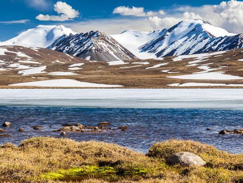 A Découvrir au Kirghizistan - Le Lac Issyk-Kul