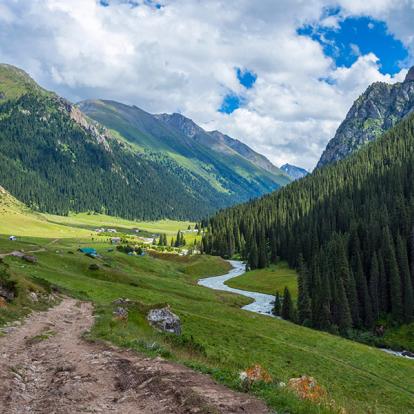 A Découvrir au - La Vallée d'Altyn Arashan