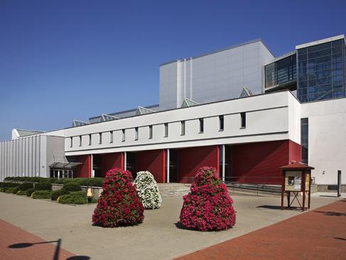 Marijampole -Palais De La Culture A Découvrir en Lituanie - Marijampolé