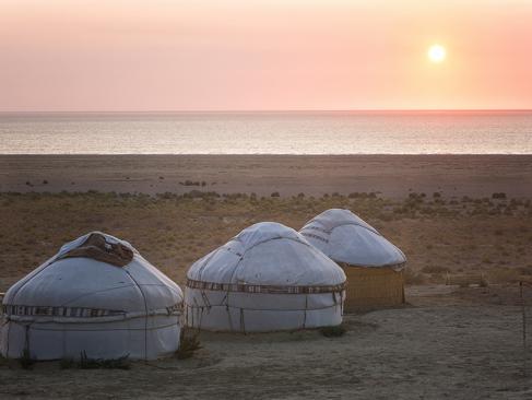 Yourtes Au Bord De La Mer D'Aral, Karakalpakstan A Découvrir en Ouzbékistan - La Mer d'Aral