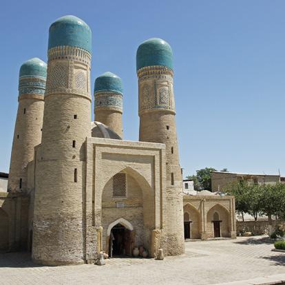 Boukhara - Medersa Chor Minor A Découvrir en Ouzbékistan - Boukhara