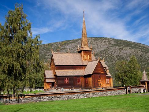 Lom - Stabkirche A Découvrir en Norvège - Stavkirke