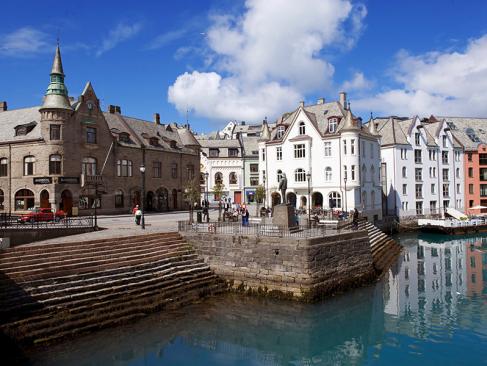 Alesund A Découvrir en Norvège - Ålesund