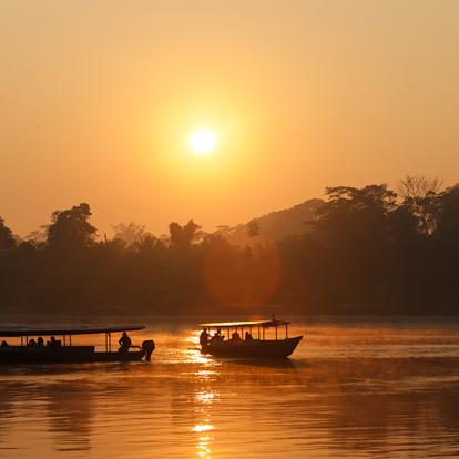 Rio Madre De Dios Près De Puerto Maldonado Dans Le Parc National De Tambopata A Découvrir au Pérou - Puerto Maldonado