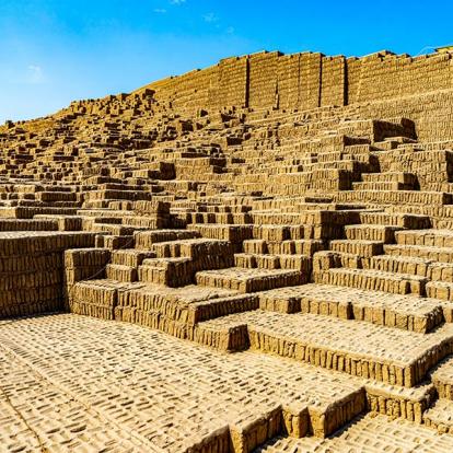 Lima, ruines de la pyramide pré inca de Huaca Pucllana A Découvrir au Pérou - Lima