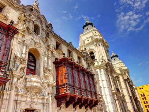 Lima - Palais Archiépiscopal A Découvrir au Pérou - Lima