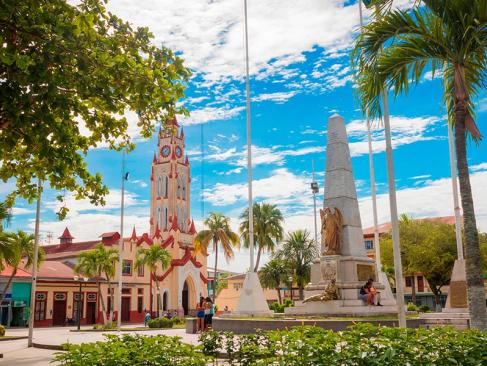 Iquitos  - Eglise Matriz A Découvrir au Pérou - Iquitos
