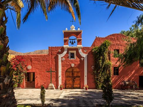Arequipa - Chapelle Catholique Espagnole A Découvrir au Pérou - Arequipa