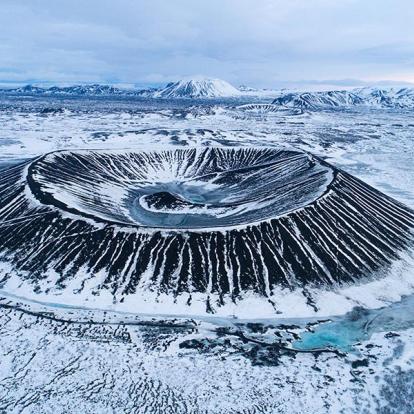 Cratère Hverfjall au lac Mývatn A Découvrir en Islande - Le Lac Myvatn