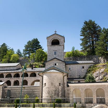 Cetinje - Monastère A Découvrir au Monténégro - Cetinje