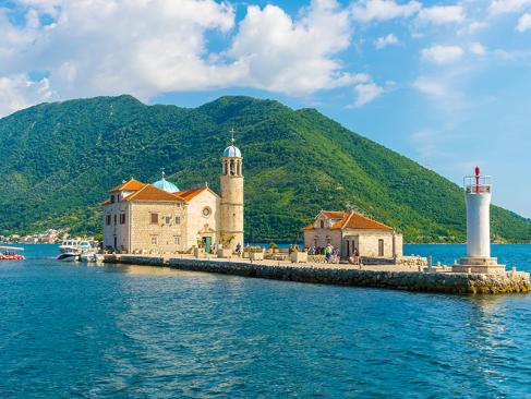 Perast - Ile De Gospa Od Skrpela A découvrir au Monténégro - Perast