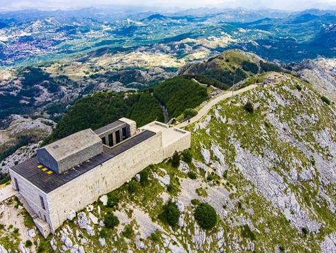 Parc National De Lovcen - Mausolée De Negosh A Découvrir au Monténégro - Le Mont Lovćen