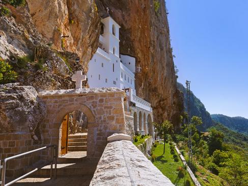 Monastère D'Ostrog A Découvrir au Monténégro - Le Monastère d'Ostrog