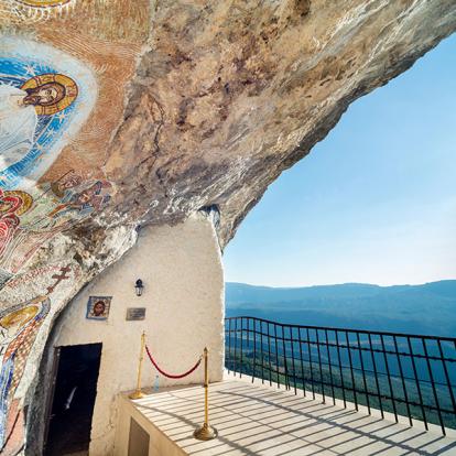 A Découvrir au Monténégro - Le Monastère d'Ostrog