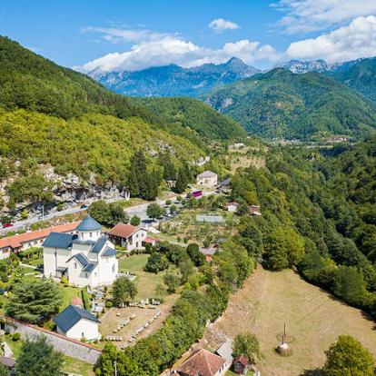 Monastère De La Moraca A Découvrir au Monténégro - Le Monastère de la Moraca