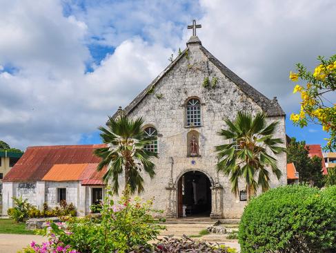 Siquijor - Saint François D'Assise A Découvrir aux Philippines - L’île de Siquijor