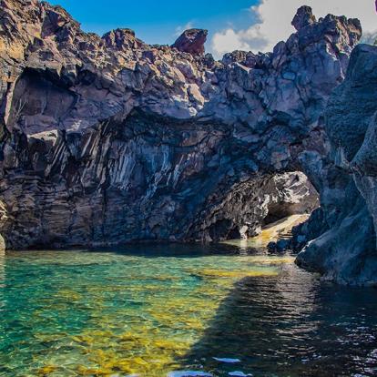 Seixal - Piscines Naturelles De Lave Volcanique A Découvrir à Madère - Seixal