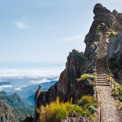 Sentier De Montagne Du Pico Do Arieiro Au Pico Ruivo A Découvrir à Madère - Le Pico Ruivo