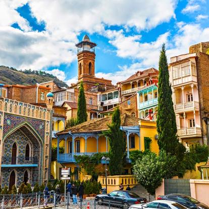 Tbilissi - Vue De La Mosquée Juma A Découvrir en Géorgie - Tbilissi