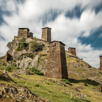 Forteresse Médiévale Keselo Dans Le Village Omalo En Touchétie A Découvrir en Géorgie - La Touchétie