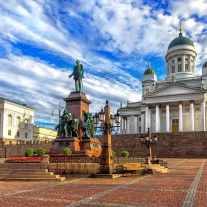 Helsinki - Senate Square A Découvrir en Finlande - Helsinki
