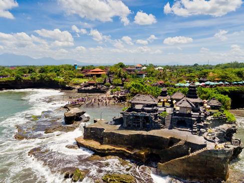 A Découvrir en Indonésie - Le Temple de Tanah Lot