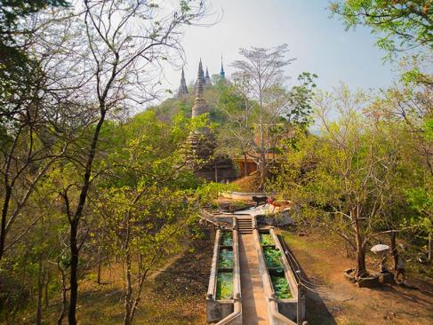 Oudong - Les Temples Sur La Montagne A Découvrir au Cambodge - Oudong