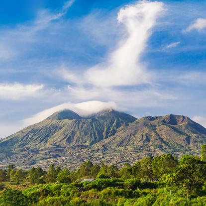 A Découvrir en Indonésie - Le Lac et Le Volcan Batur