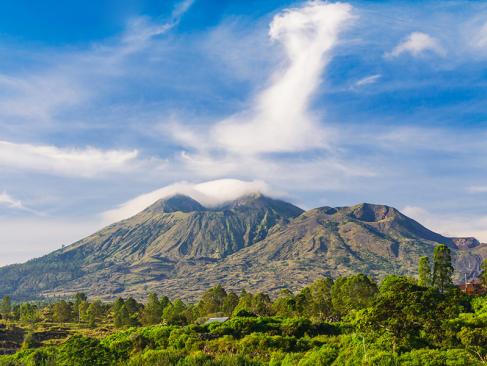A Découvrir en Indonésie - Le Lac et Le Volcan Batur