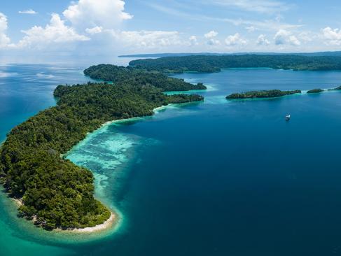 Îles Banda - Pulau Pisang A Découvrir en Indonésie - Les îles Banda