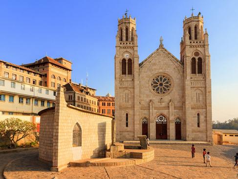 Cathédrale D'Andohalo à Tananarive A Découvrir à Madagascar - Tananarive