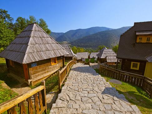 A Découvrir en Serbie - Drvengrad